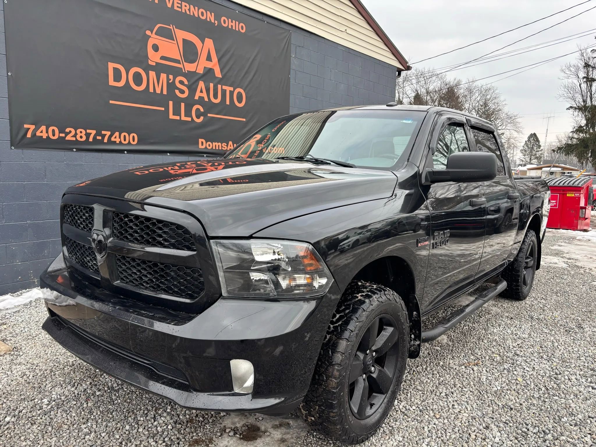 Used 2017 RAM 1500 Express w/ Black Ram 1500 Express Group image 11