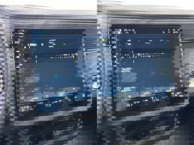 Used 2022 Rivian R1T Adventure image 13