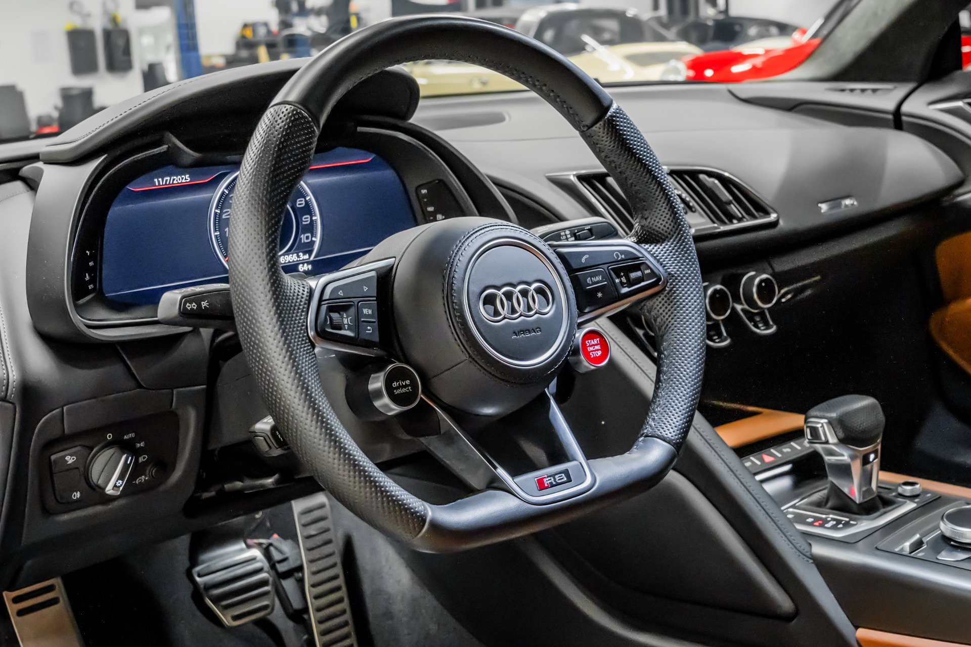 Used 2023 Audi R8 V10 performance image 12