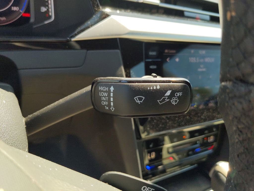 Used 2022 Volkswagen Arteon SE image 29