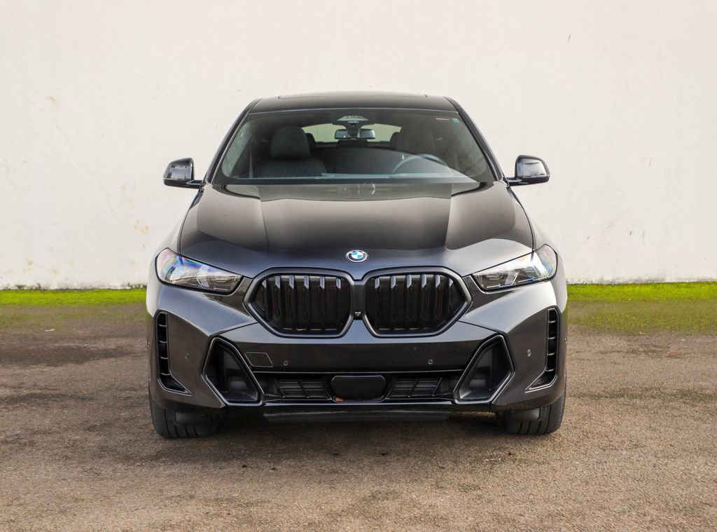 Used 2024 BMW X6 xDrive40i w/ Executive Package image 7