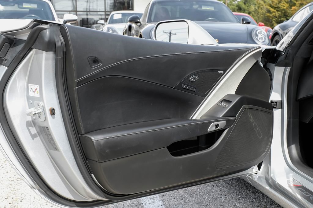 Used 2017 Chevrolet Corvette Stingray Coupe w/ 3LT Preferred Equipment Group image 36