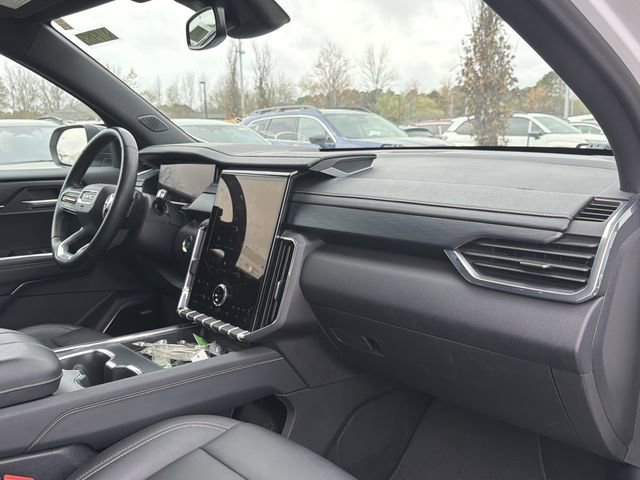 Used 2024 GMC Acadia Elevation image 22