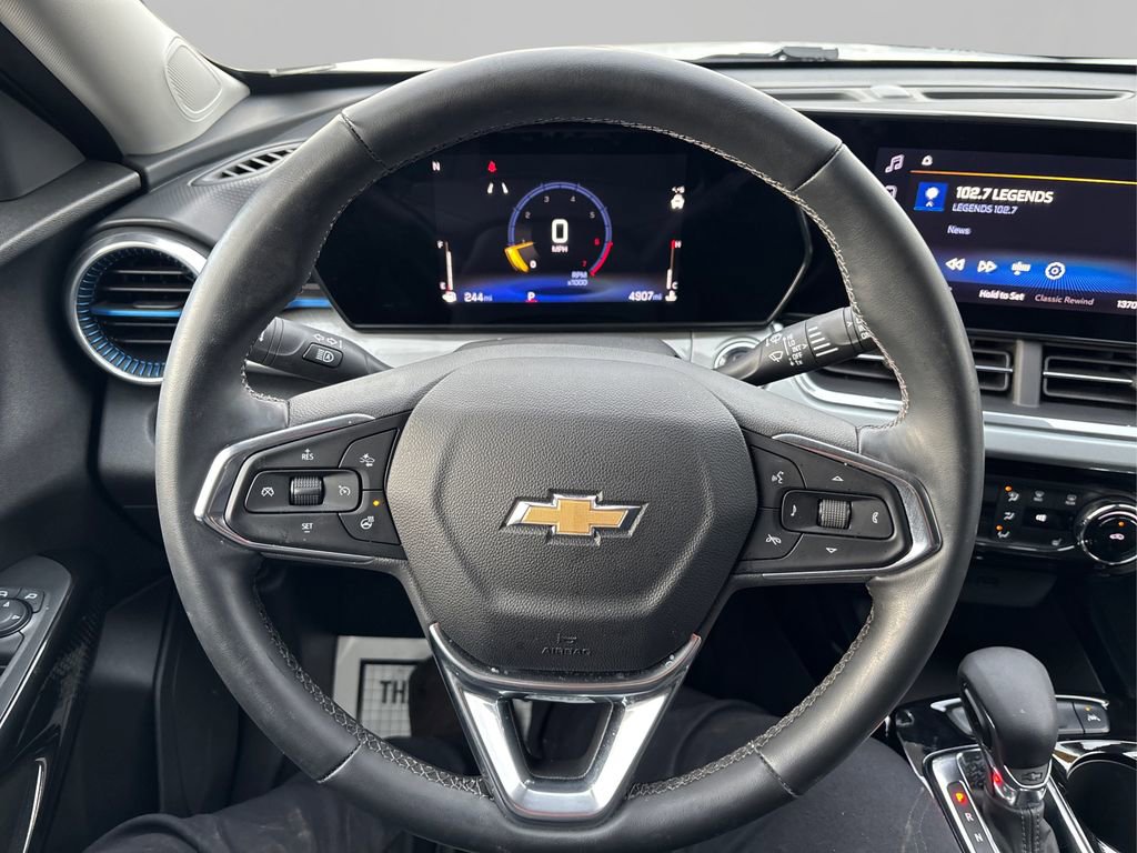 Used 2024 Chevrolet Trax LT w/ Driver Confidence Package image 23