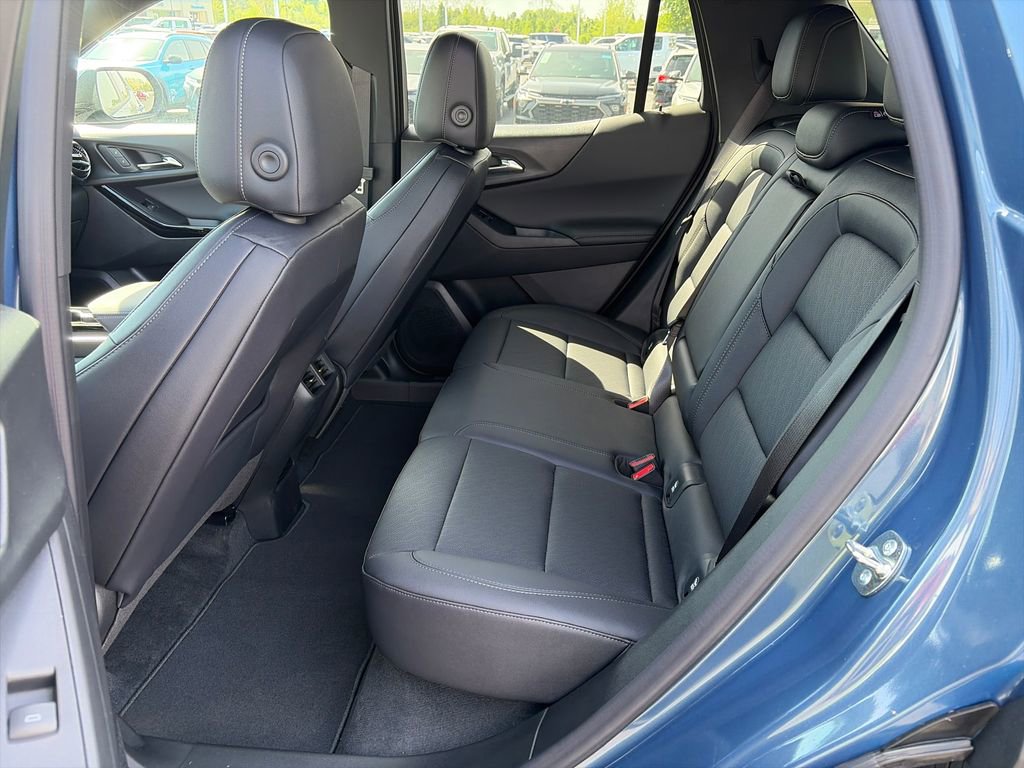 New 2026 Chevrolet Equinox LT FWD image 24