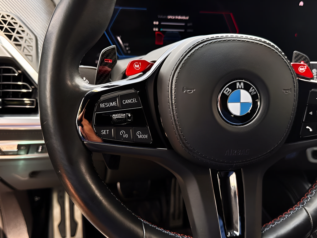 Used 2023 BMW XM AWD/4WD image 14