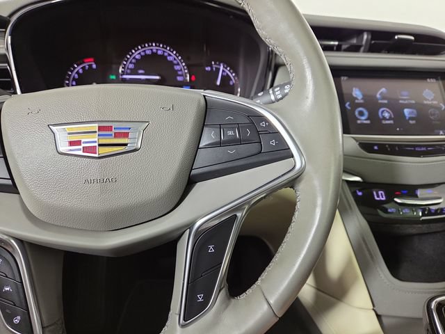 Used 2018 Cadillac XT5 Luxury w/ Driver Awareness Package FWD image 24