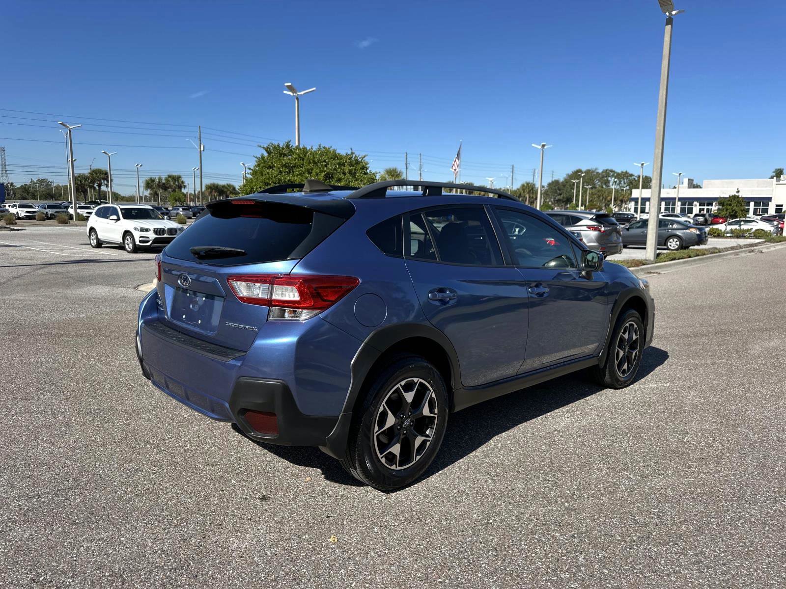 Used 2019 Subaru Crosstrek 2.0i Premium w/ Eyesight System image 6