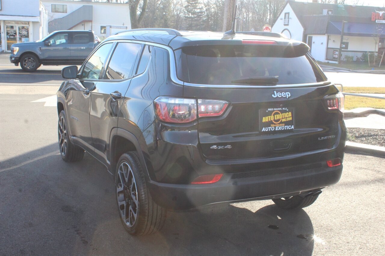 Used 2018 Jeep Compass Limited AWD/4WD image 2