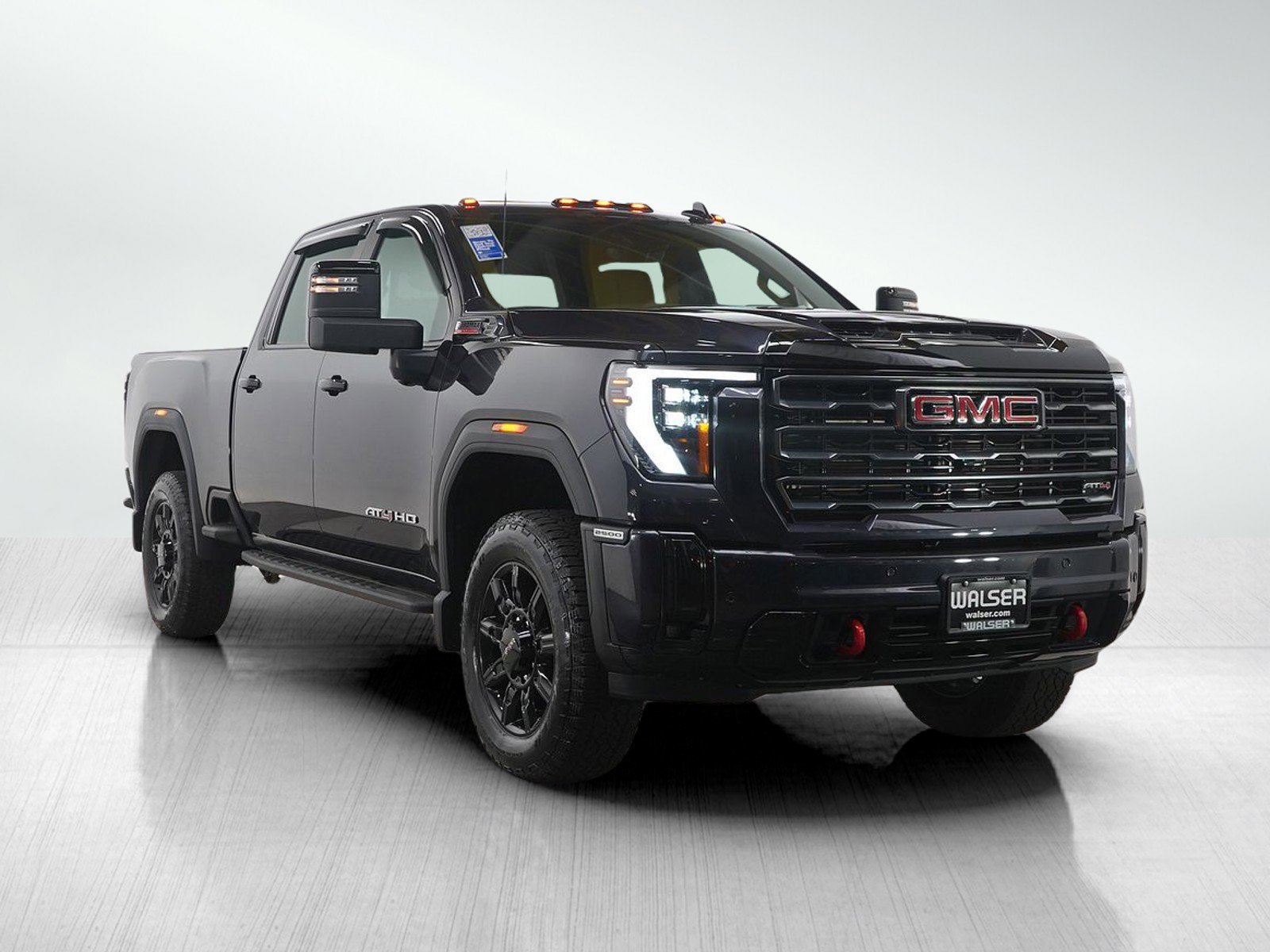 Used 2025 GMC Sierra 2500 AT4 w/ AT4 Premium Plus Package image 7