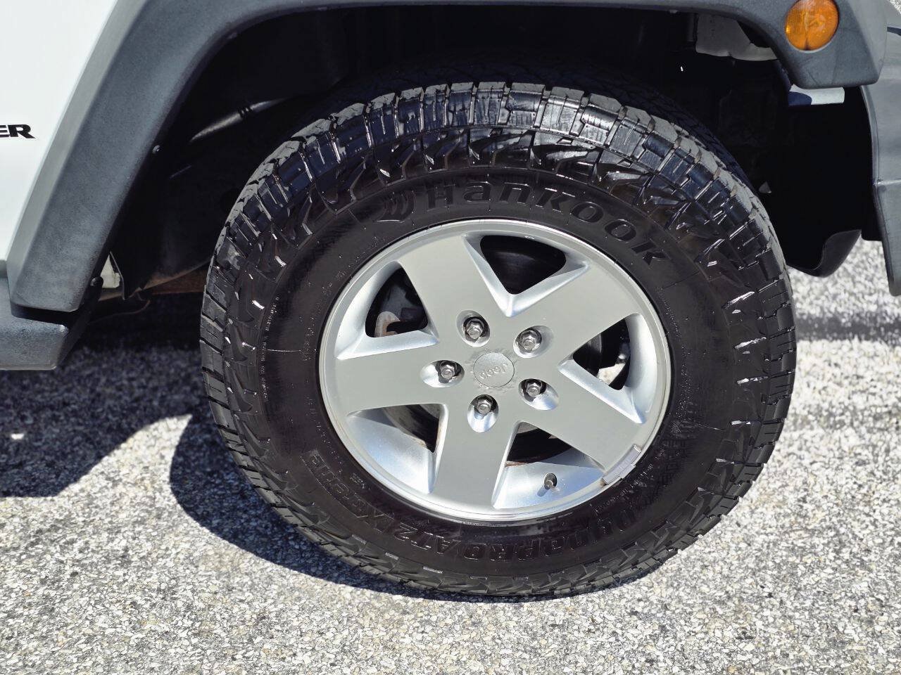 Used 2014 Jeep Wrangler Sport w/ Quick Order Package 24S AWD/4WD image 21