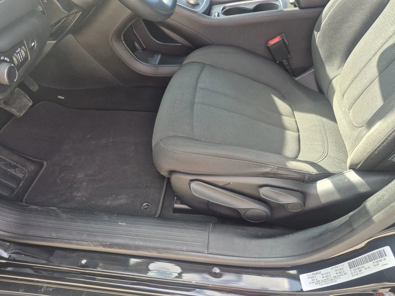 Used 2016 Chrysler 200 LX FWD image 14
