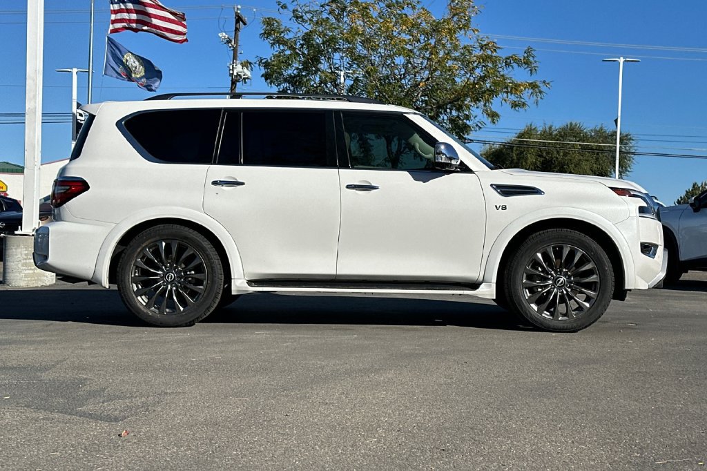 Used 2021 Nissan Armada Platinum AWD/4WD image 3