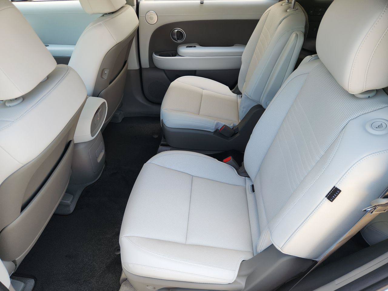New 2027 Hyundai Palisade Limited FWD image 30