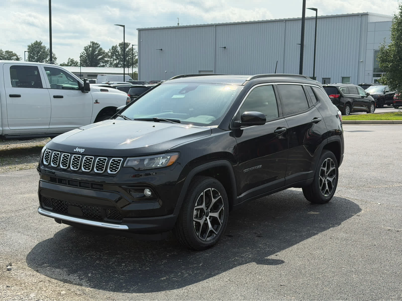 New 2026 Jeep Compass Limited w/ Sun, Sound & Navigation Group AWD/4WD image 1