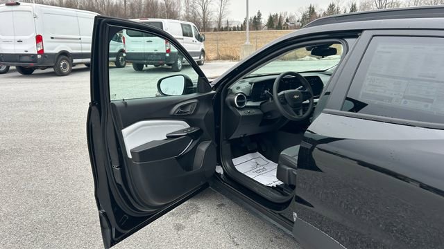 New 2026 Chevrolet Trax LT image 11