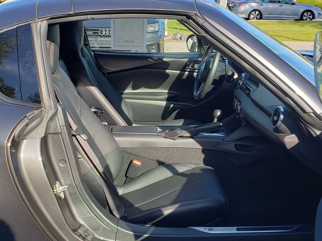 Used 2017 MAZDA MX-5 Miata RF Grand Touring RWD image 13