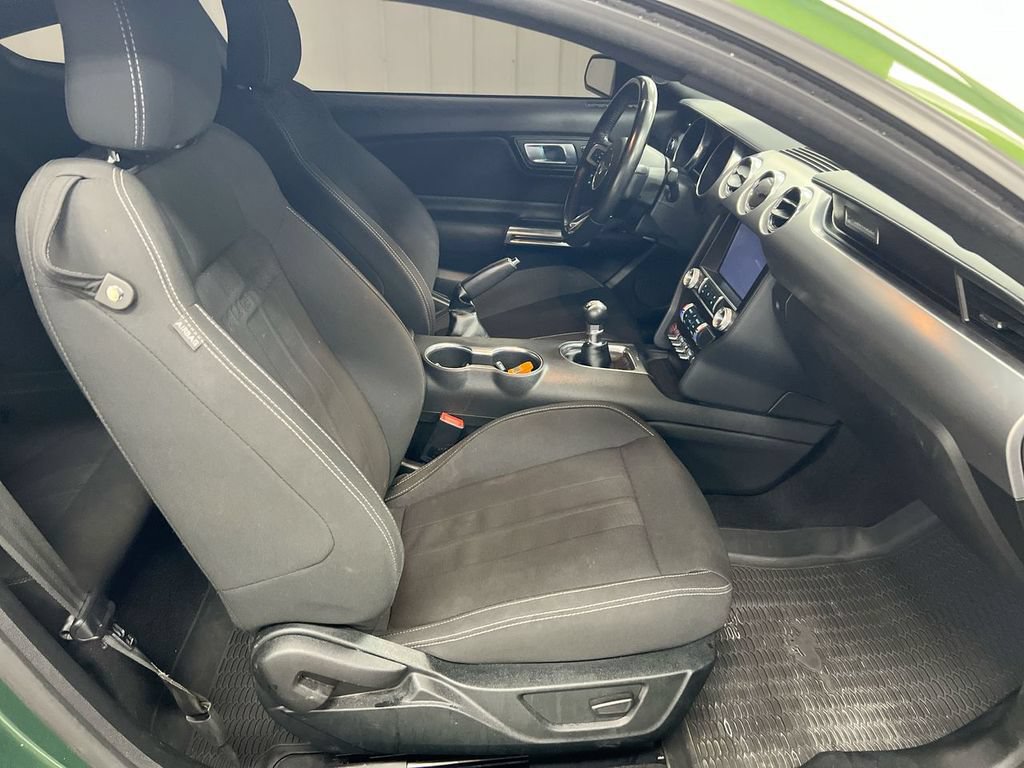 Used 2022 Ford Mustang GT w/ Equipment Group 301A RWD image 21