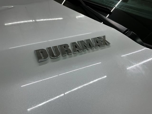 Used 2023 Chevrolet Silverado 1500 LTZ w/ LTZ Premium Package AWD/4WD image 10