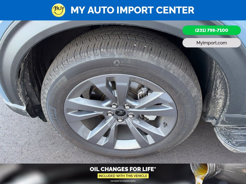 Used 2025 Ford Explorer Active w/ Active Comfort Package AWD/4WD image 6
