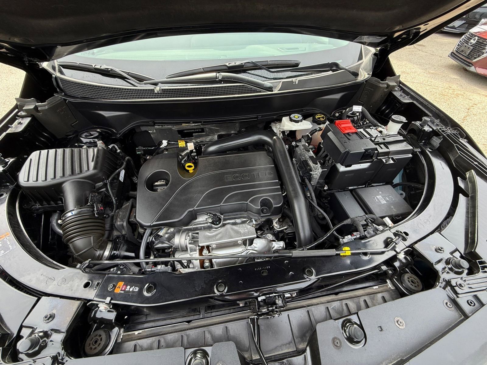 Used 2025 Chevrolet Equinox LT image 30