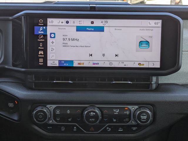 Used 2024 Jeep Wrangler Sport S image 19