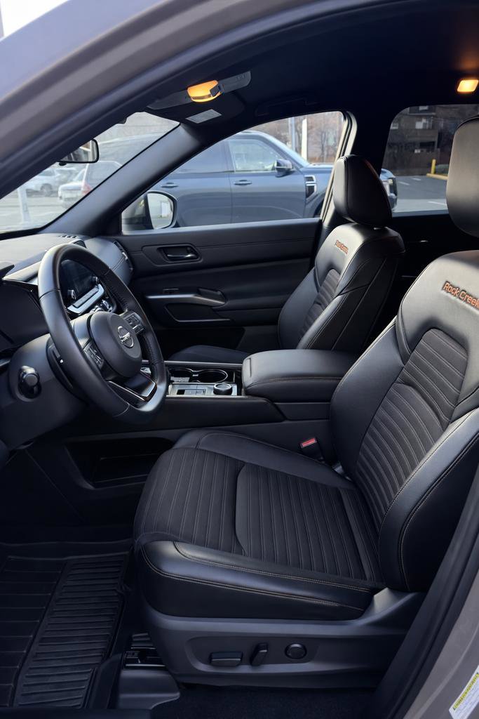 Certified 2024 Nissan Pathfinder Rock Creek image 4