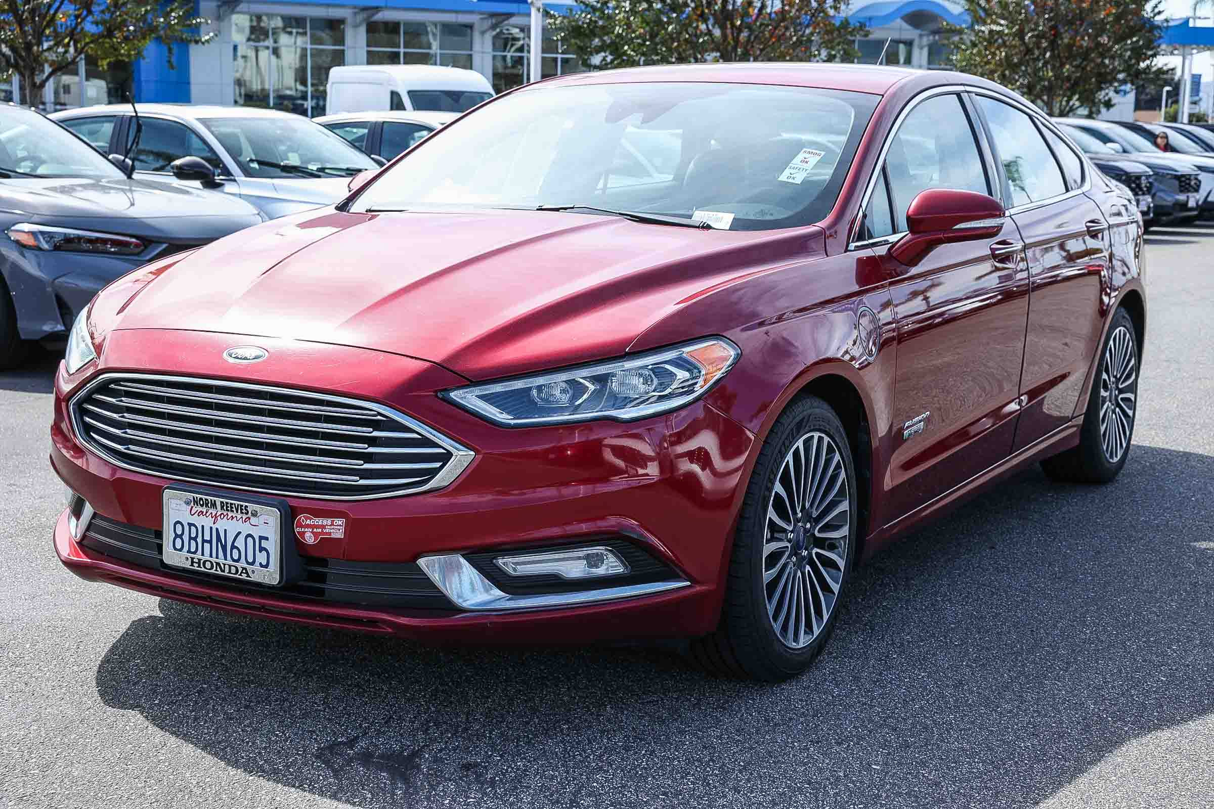 Used 2017 Ford Fusion Energi Titanium image 3