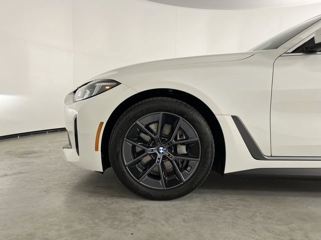 Used 2025 BMW i4 eDrive40 w/ Premium Package RWD image 34