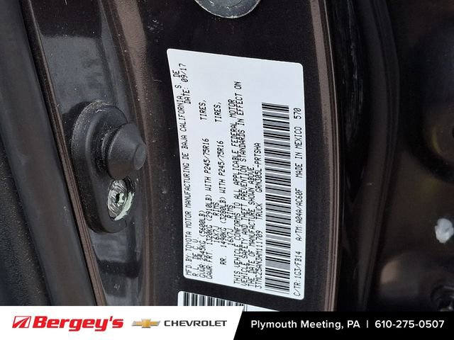 Used 2017 Toyota Tacoma SR w/ Tow Package image 29