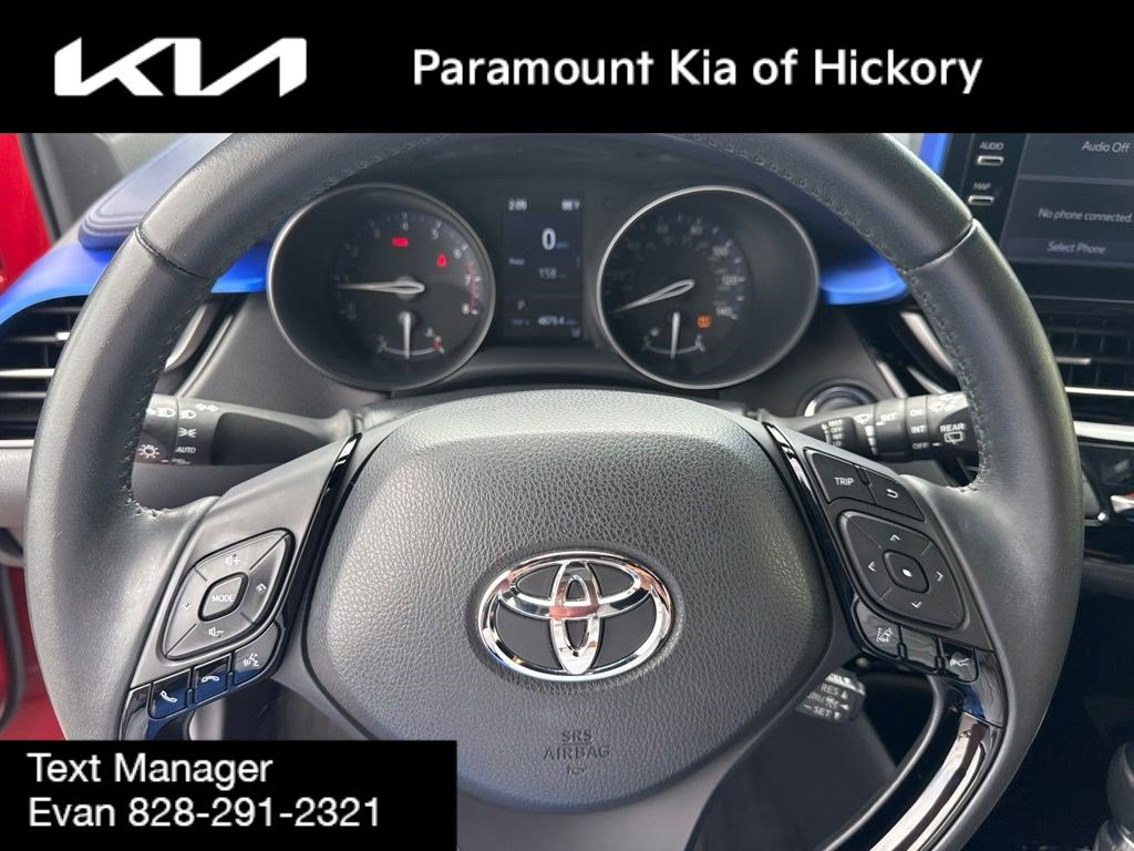 Used 2021 Toyota C-HR XLE FWD image 26