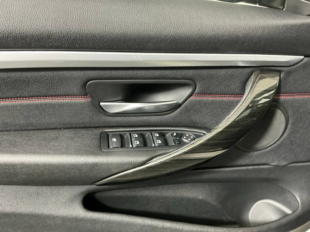 Used 2019 BMW 430i Convertible RWD image 18