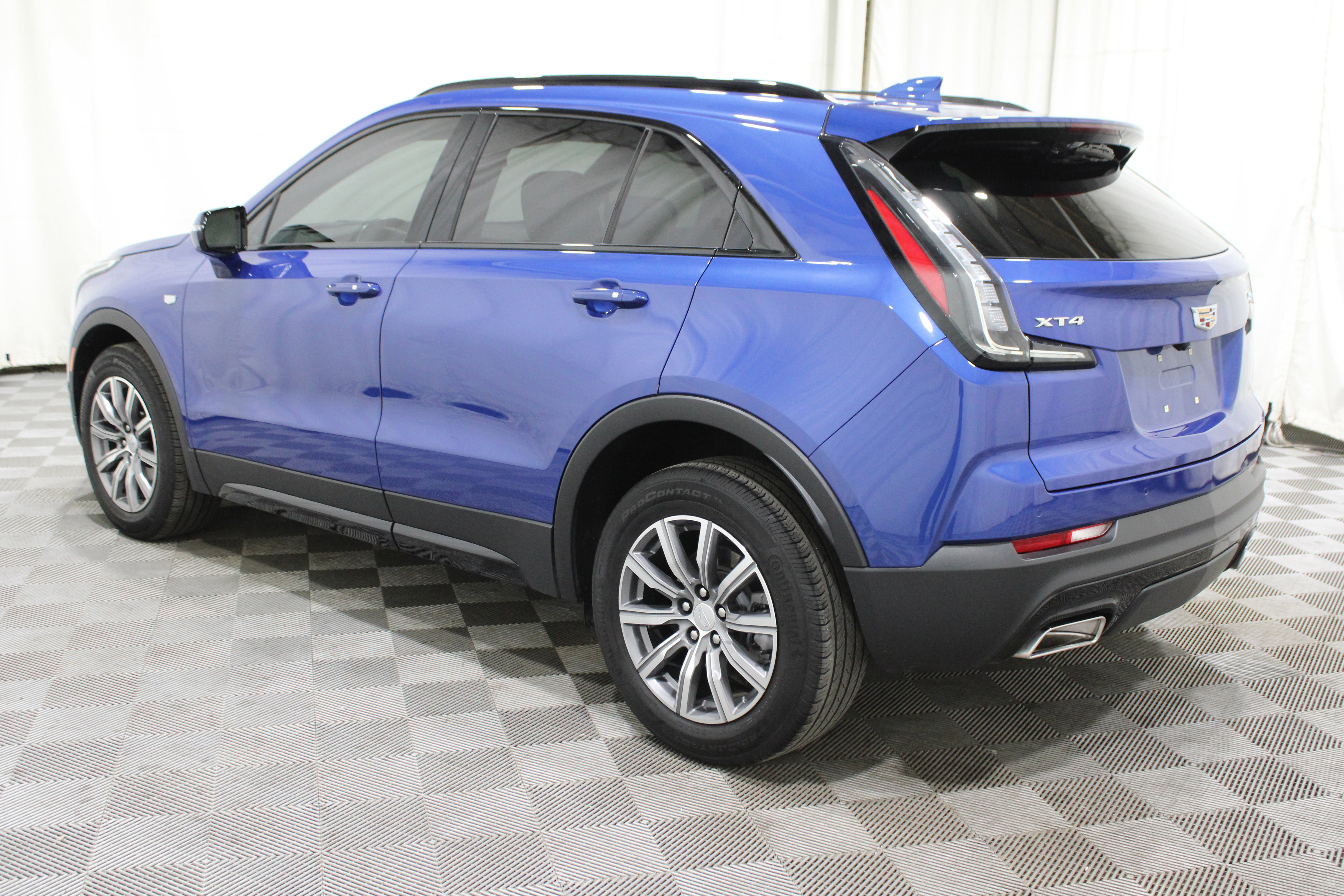 Certified 2023 Cadillac XT4 Sport image 32