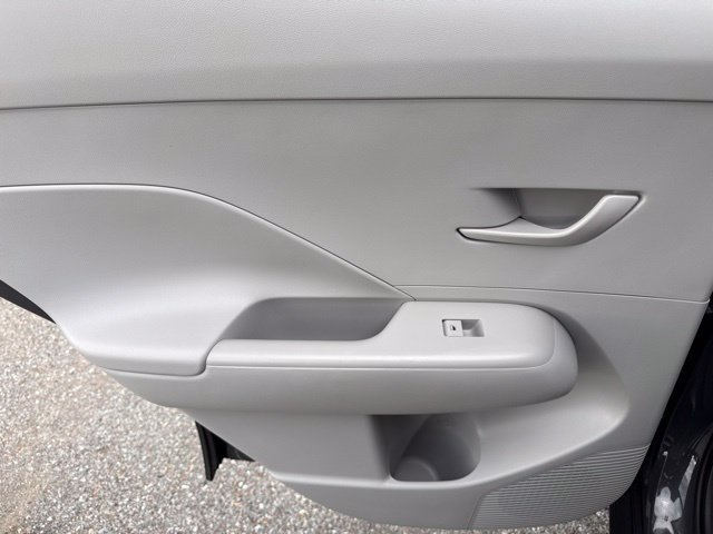 Used 2025 Hyundai Kona SEL AWD/4WD image 20