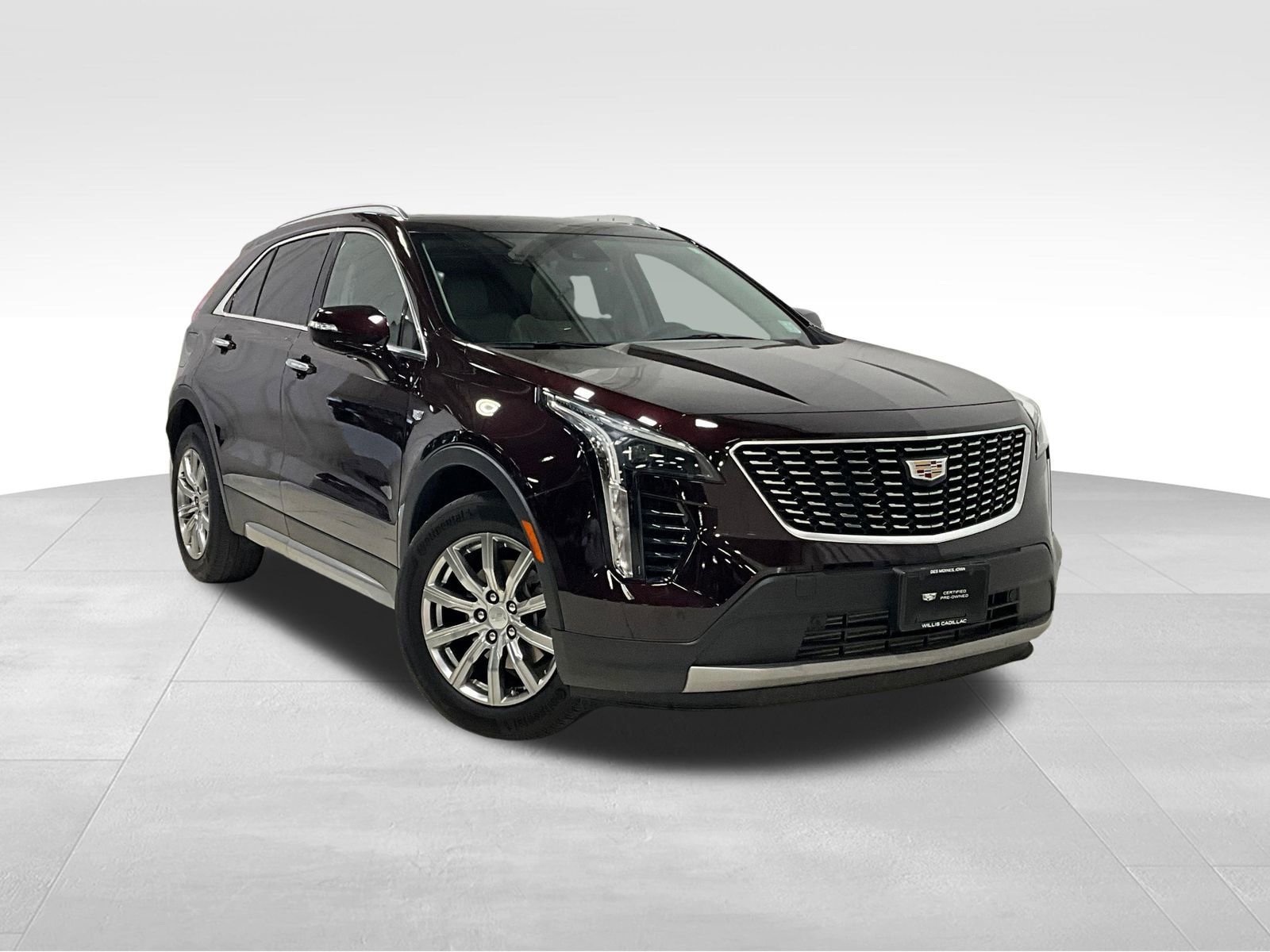 Used 2021 Cadillac XT4 Premium Luxury AWD/4WD image 1