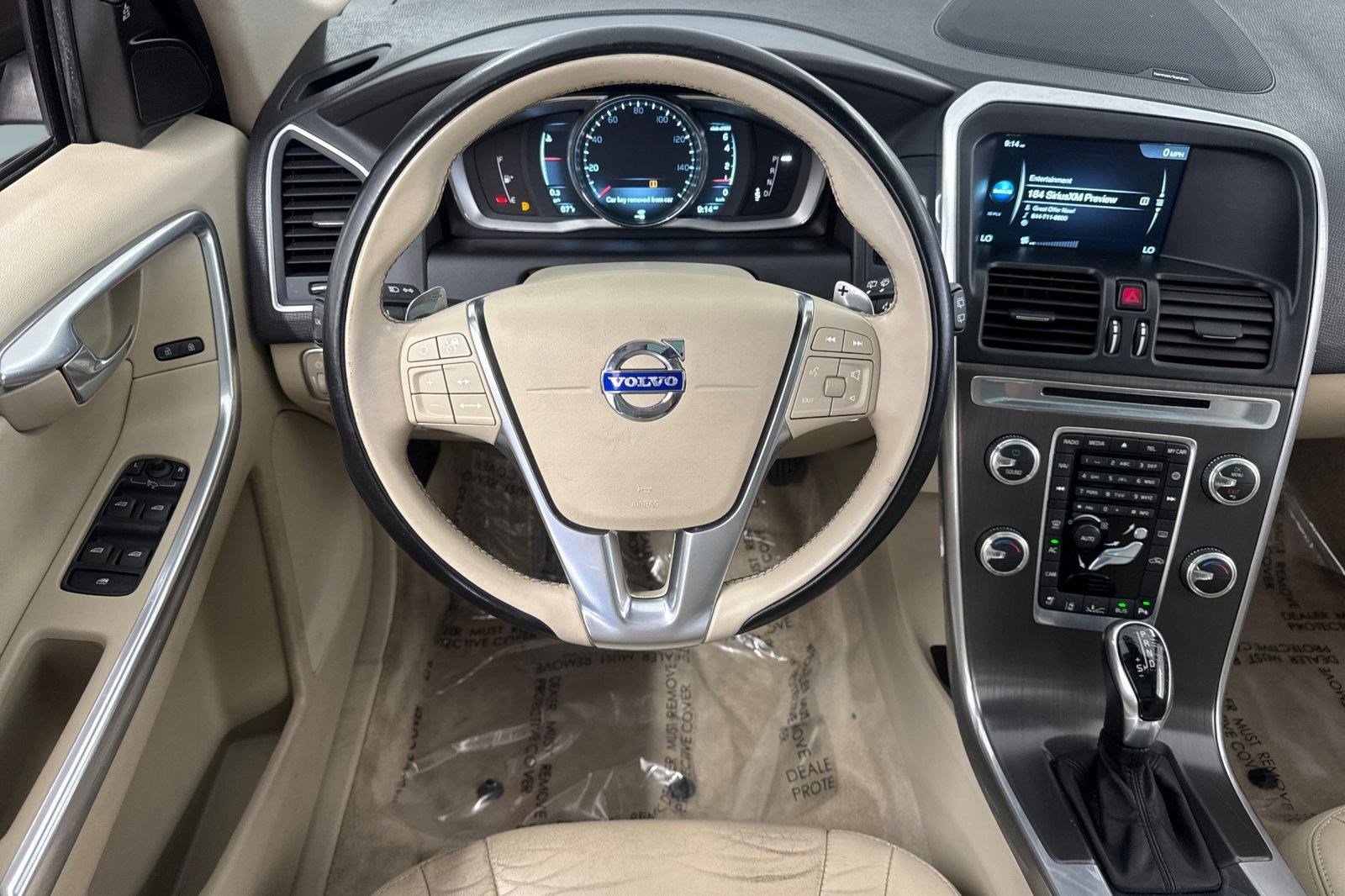 Used 2015 Volvo XC60 T6 Platinum AWD/4WD image 29