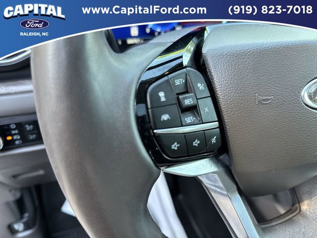 Used 2024 Ford Explorer Platinum w/ Technology Package AWD/4WD image 23