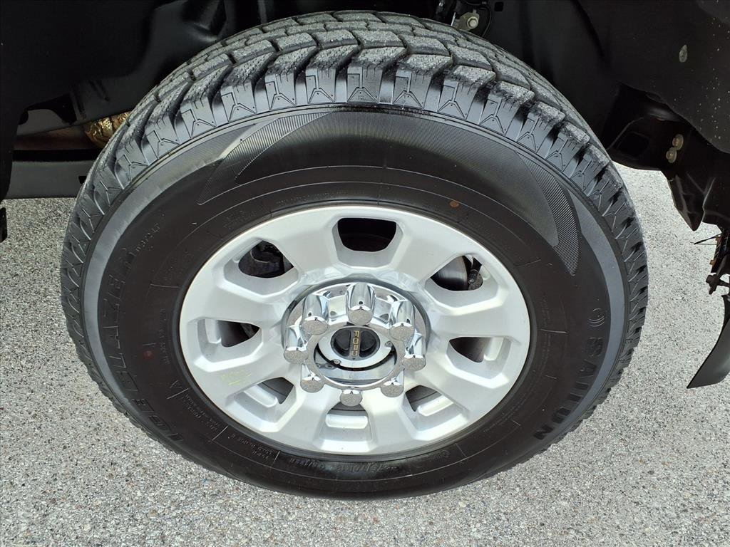 Used 2023 Ford F250 XLT image 9