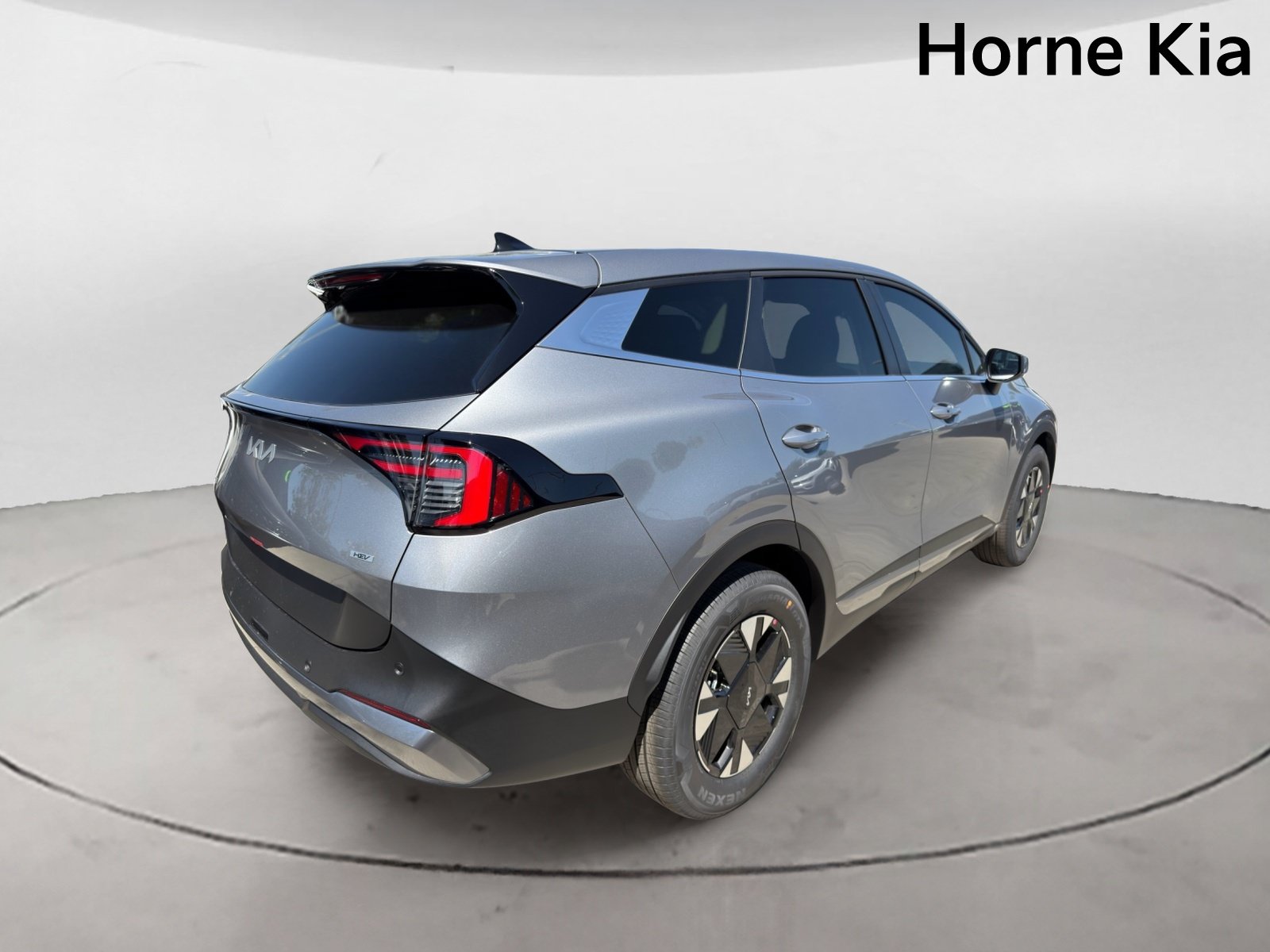 New 2026 Kia Sportage LX FWD image 4