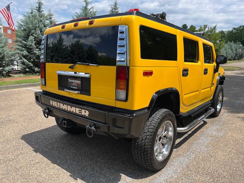Used 2004 HUMMER H2 w/ Preferred Equipment Group AWD/4WD image 34