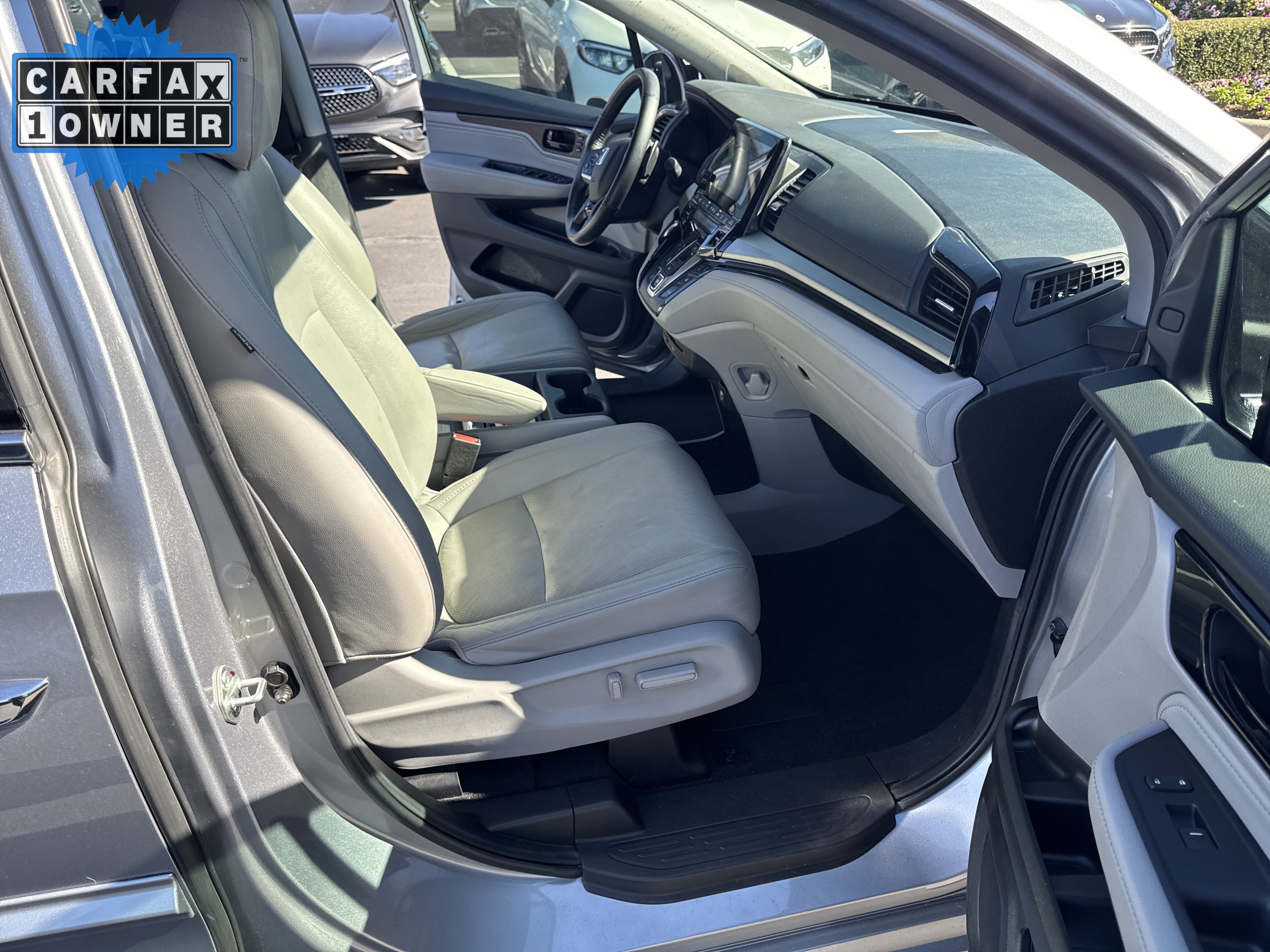 Used 2020 Honda Odyssey Elite image 23