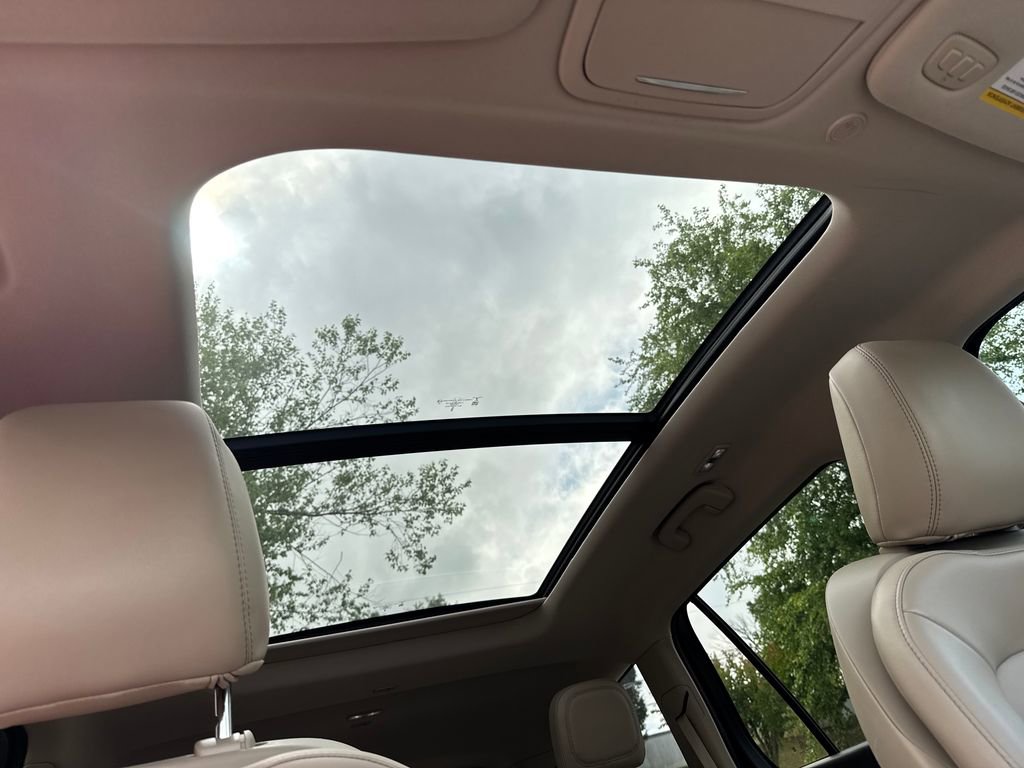 Used 2023 Lincoln Aviator AWD w/ Premium Package image 29