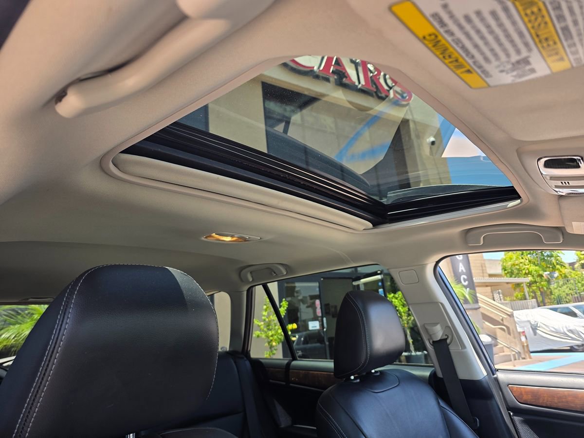 Used 2015 Subaru Outback 2.5i Limited AWD/4WD image 16