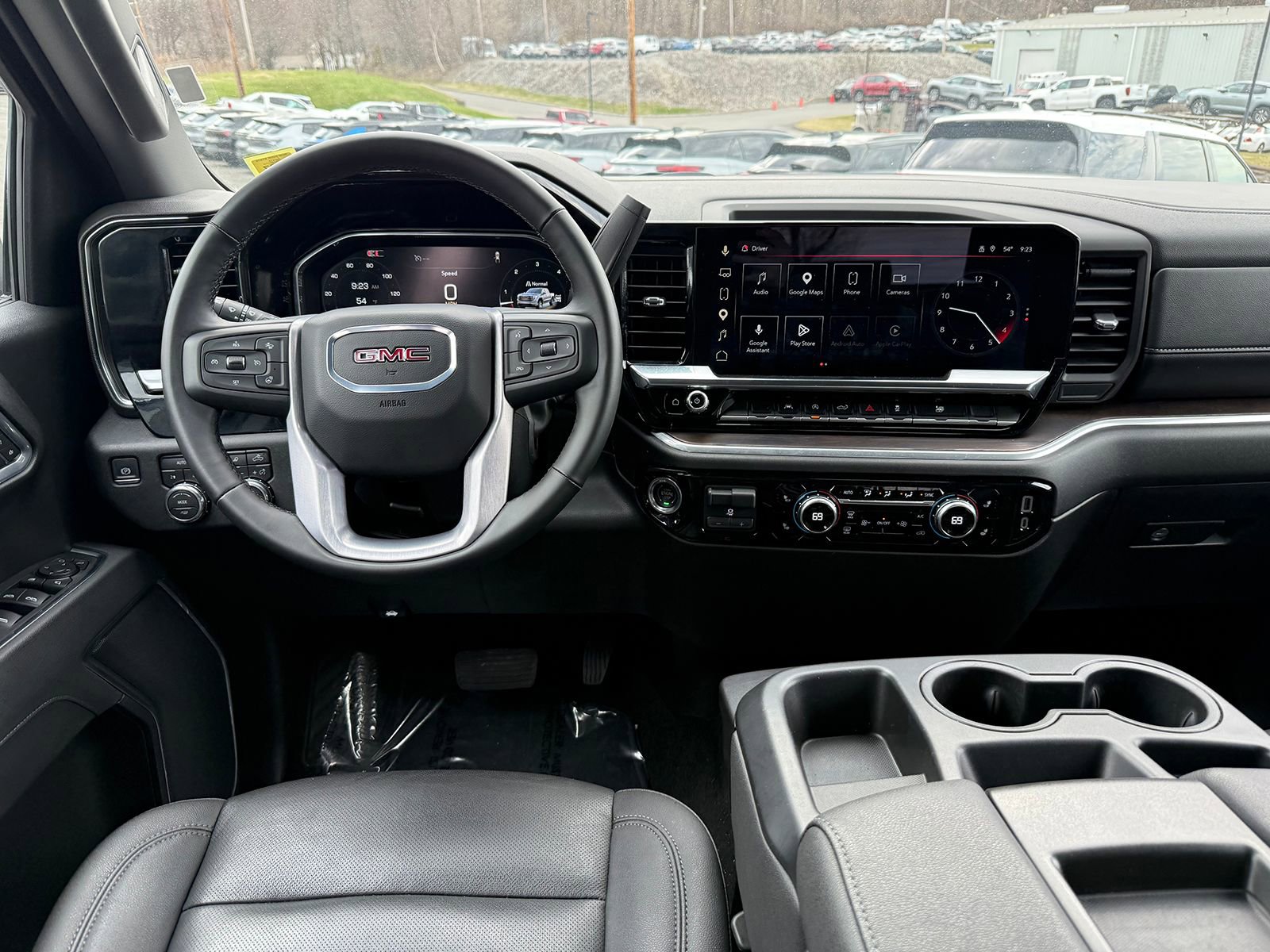 Certified 2026 GMC Sierra 1500 SLT image 21