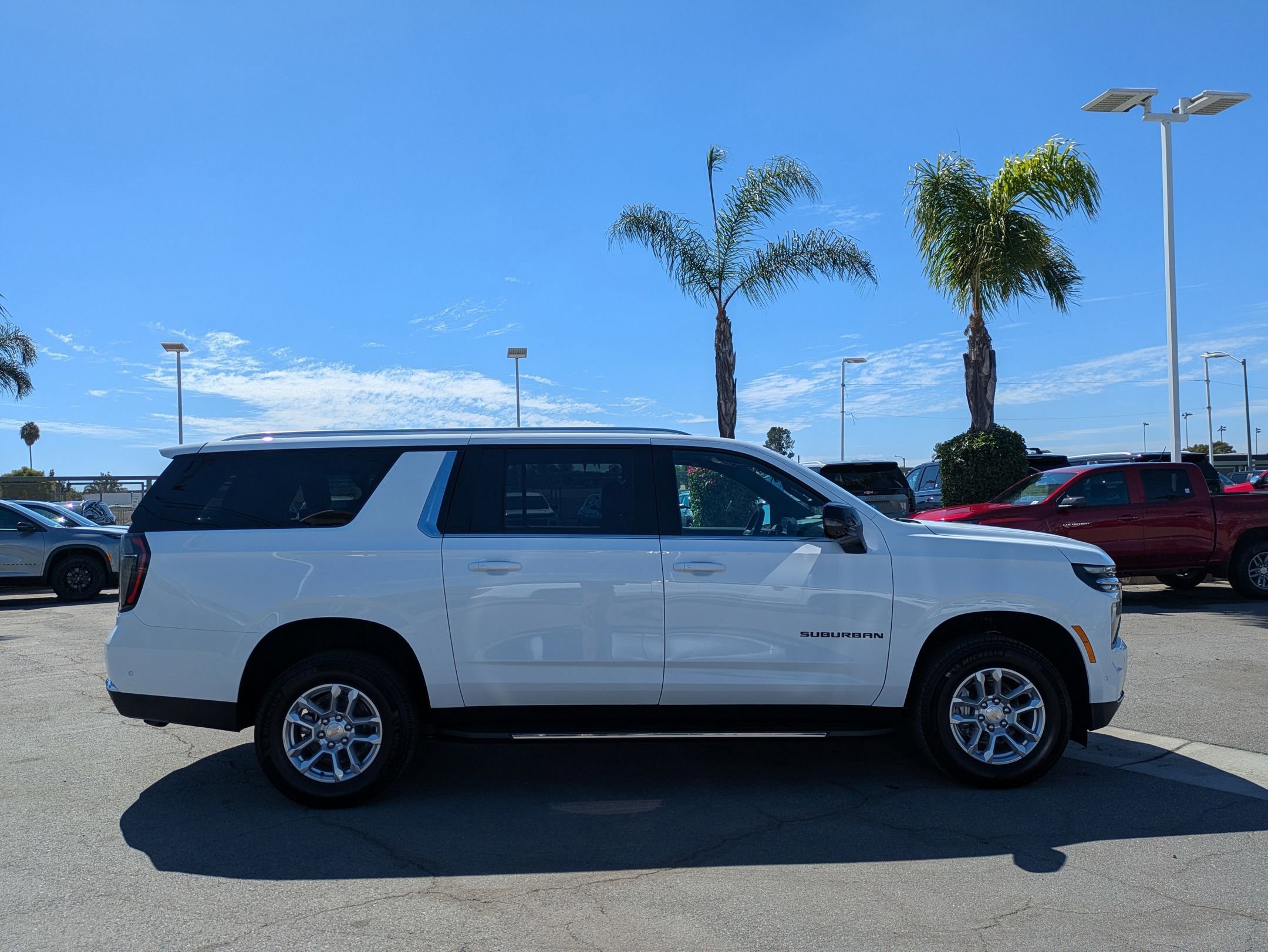 New 2026 Chevrolet Suburban LT w/ Comfort Package image 6