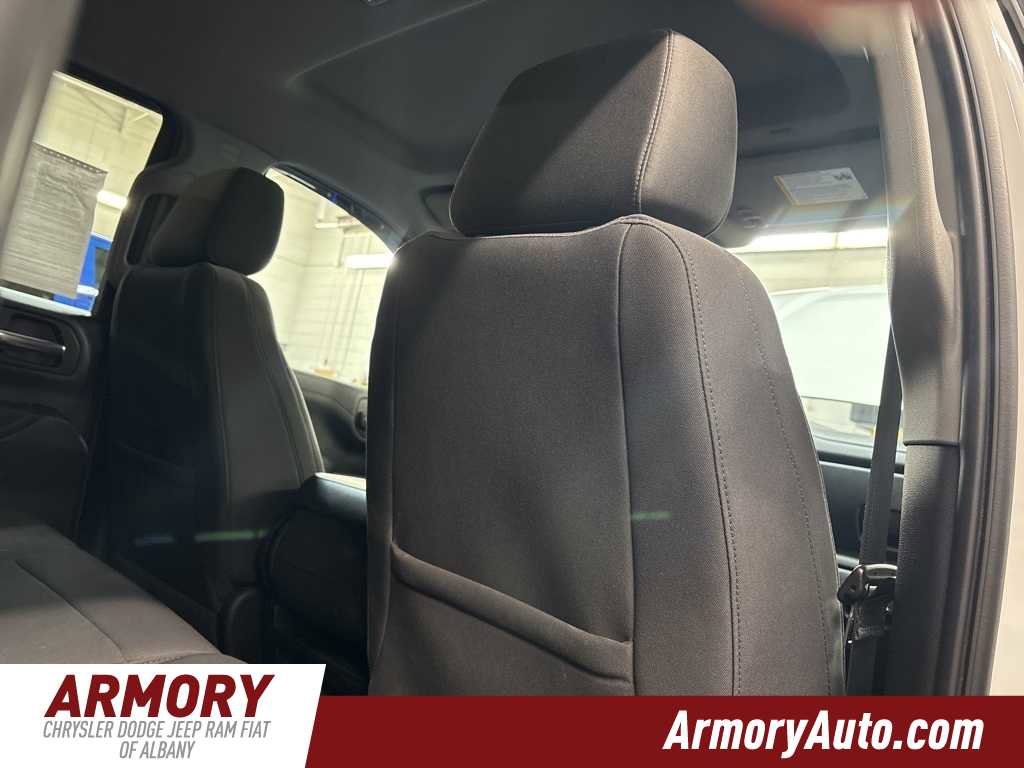 Used 2020 Chevrolet Silverado 1500 LT w/ All-Star Edition image 28