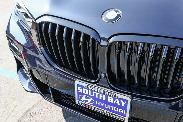 Used 2022 BMW X5 sDrive40i w/ M Sport Package RWD image 11