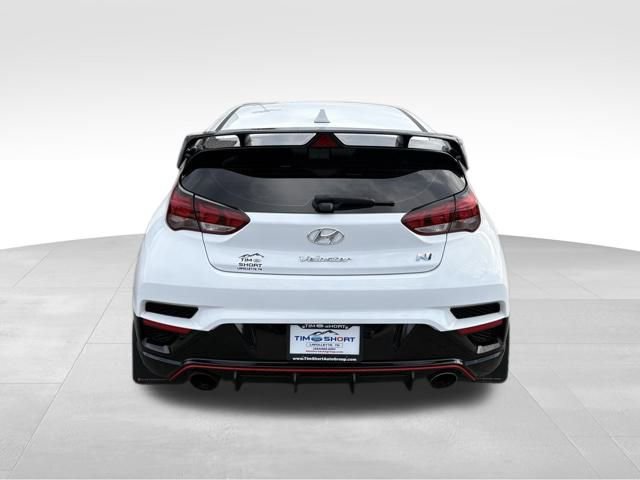 Used 2021 Hyundai Veloster N image 10