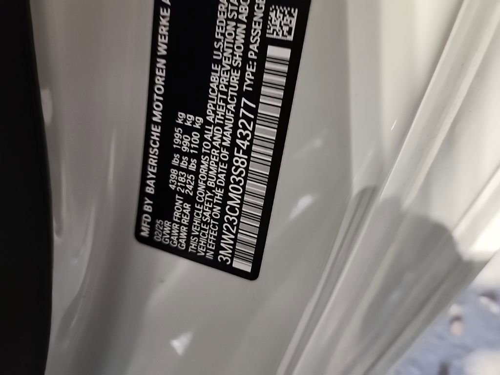 Used 2025 BMW 230i Coupe w/ Convenience Package image 8