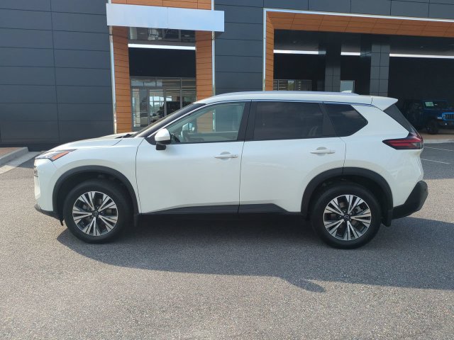 Used 2023 Nissan Rogue SV w/ SV Premium B Package FWD image 7